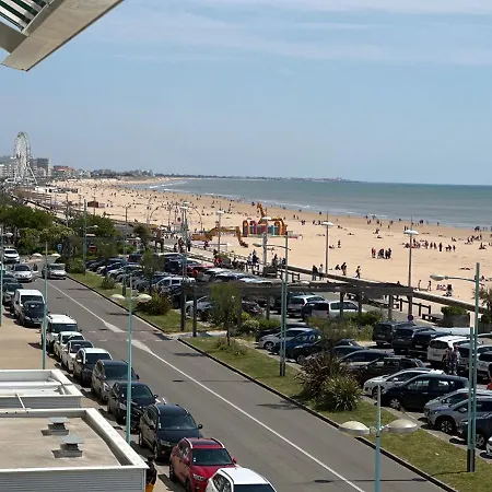 Apartment Bord De Mer Vue Panoramique Avec Parking Et Garage Prive