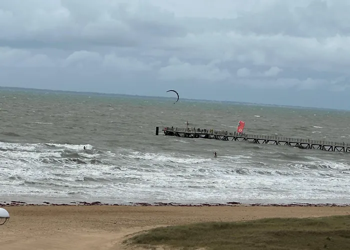 아파트 Bord De Vue Panoramique Avec Parking Prive 생장드몽